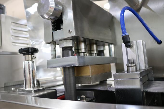 GMP Standard Pharmacy Blister Packaging Machine 1830*580*1050 Mm Size 0