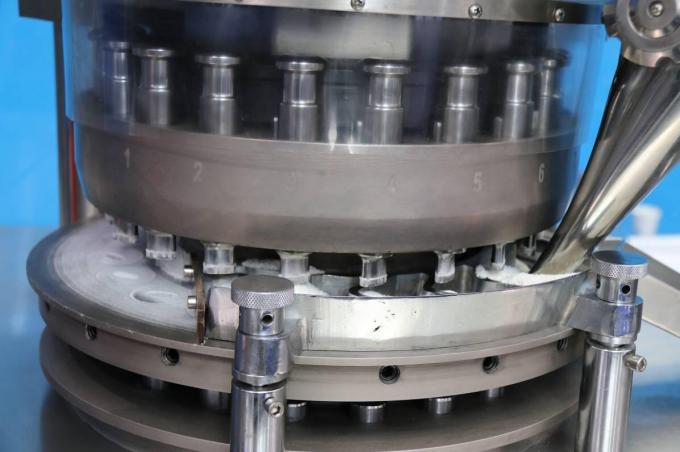 High Speed Pharmacy Food Press Machine For Powder CE ISO SGS Certificated 1