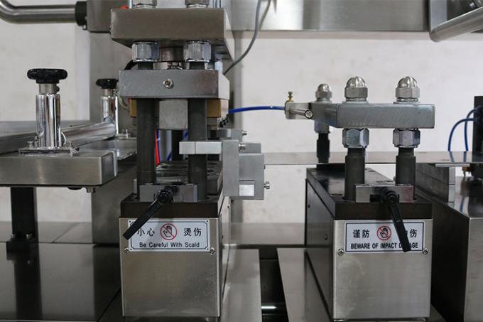 380V Automatic Tablet Capsule Pill Blister Packing Machine High Speed 1