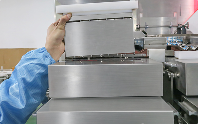 RQ-16H Tablet Counting Machine High Speed Automatic Capsule Counter Bottling Gummy 4