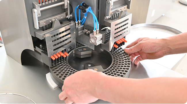 CGNT-209 Semi Automatic Capsule Filling Machine Pharmaceutical Capsule Filler Machine 3