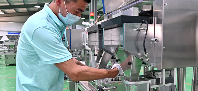RQ-16H Tablet Counting Machine High Speed Automatic Capsule Counter Bottling Gummy 7