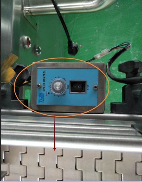 RQ-DSL-8 Automatic Electronic Tablet / Capsule Counting Bottling Machine 1